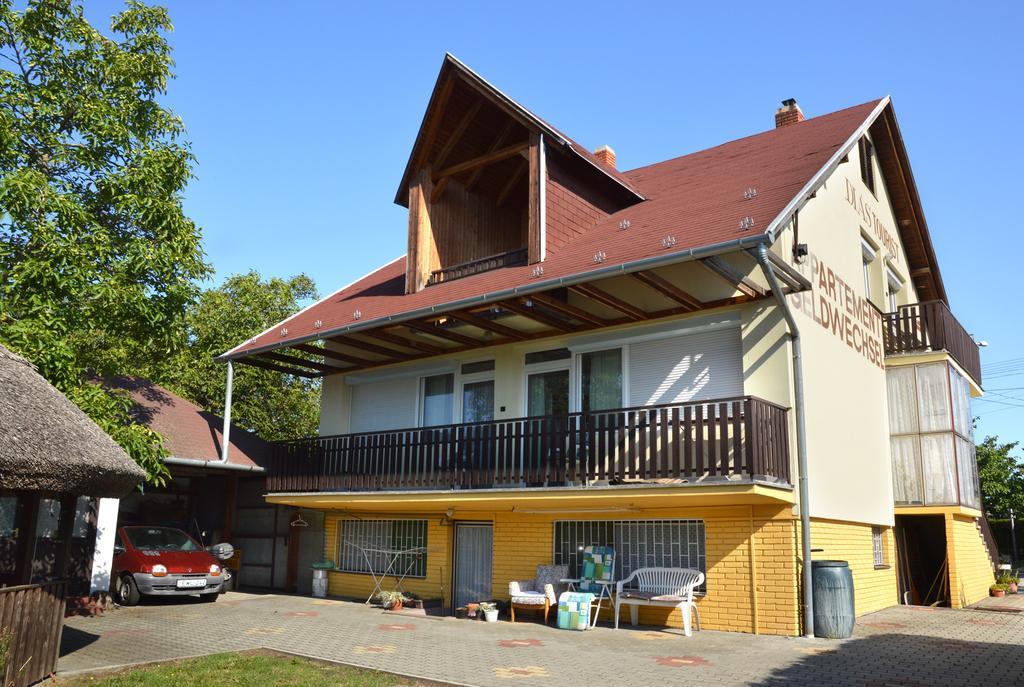 Benedekne Haza Apartment Gyenesdiás Exterior foto