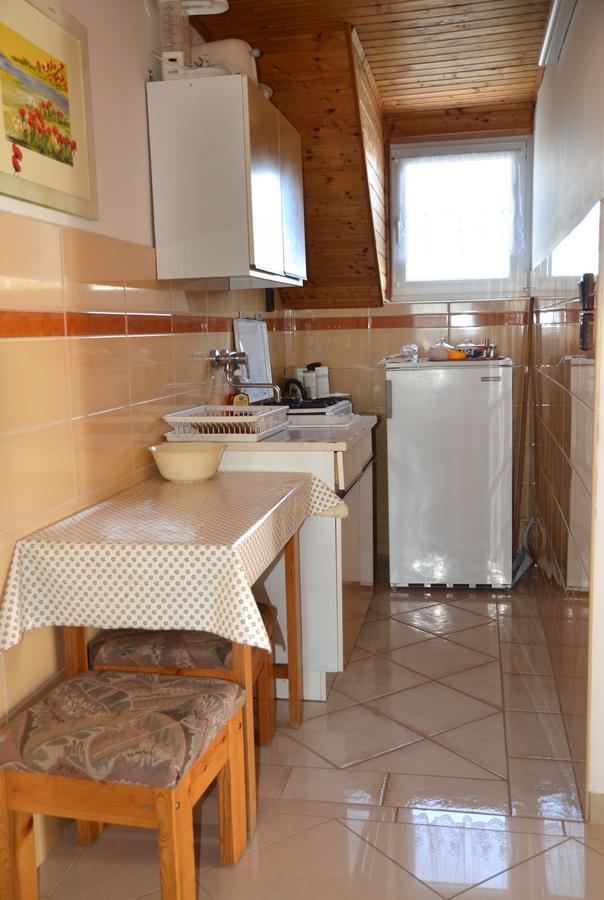 Benedekne Haza Apartment Gyenesdiás Exterior foto